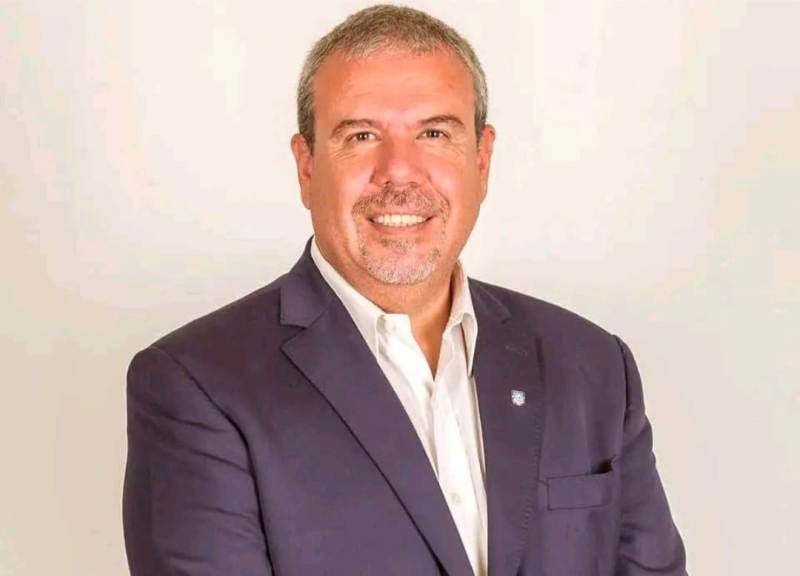 VICTOR MORIÑIGO NUEVO PRESIDENTE DEL CONCEJO INTERUNIVERSITARIO NACIONAL.