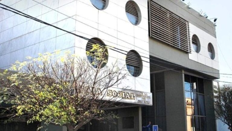 Cierran Caja Social: del sueño de los trabajadores al botín de los Rodríguez Saá